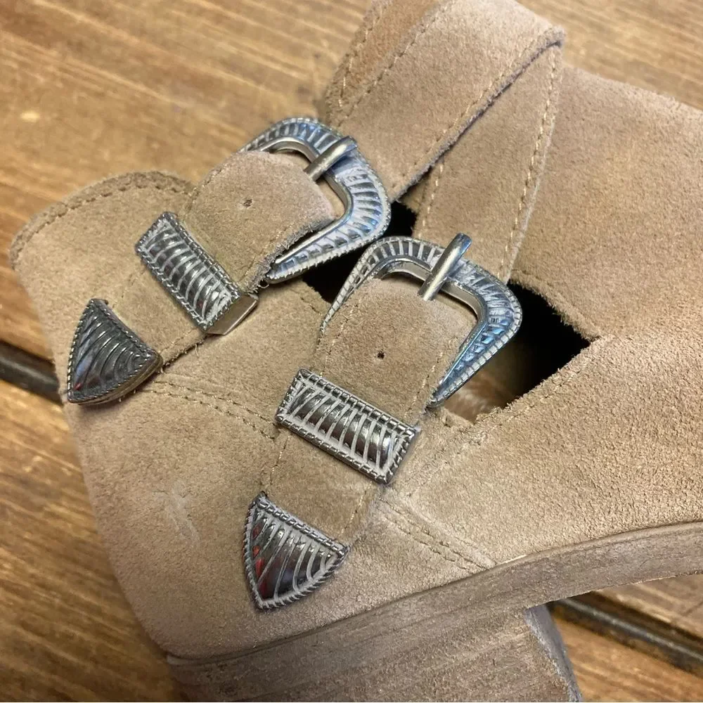Frye Ray Western Booties Shootie Ankle Boots Size 6 Tan Leather Silver Buckles